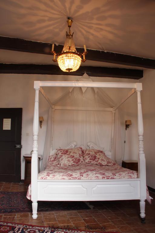 Chateau Rosans Bed & Breakfast Стая снимка