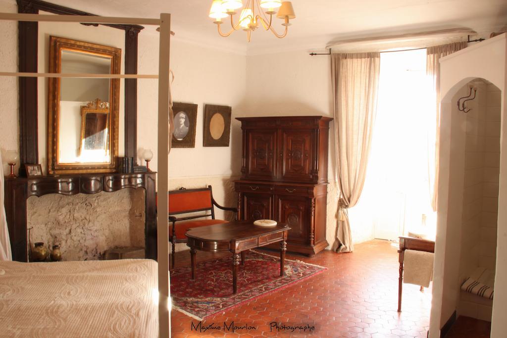 Chateau Rosans Bed & Breakfast Стая снимка